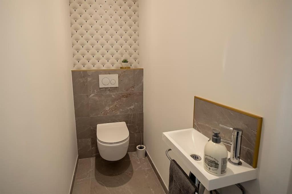 Loft De Luxe Le Chic, Grand Jacuzzi, Vue Port De Plaisance Apartment Saint-Valery-en-Caux Exterior photo
